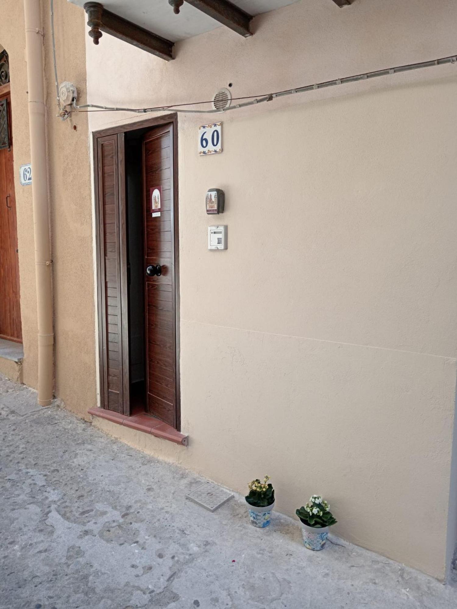 Rocca&Torre Houses تْشيفالو الغرفة الصورة
