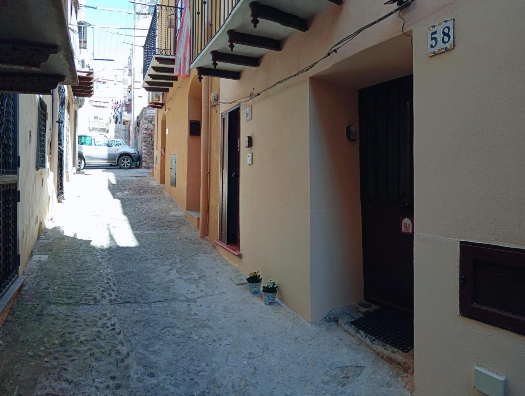 Rocca&Torre Houses تْشيفالو المظهر الخارجي الصورة